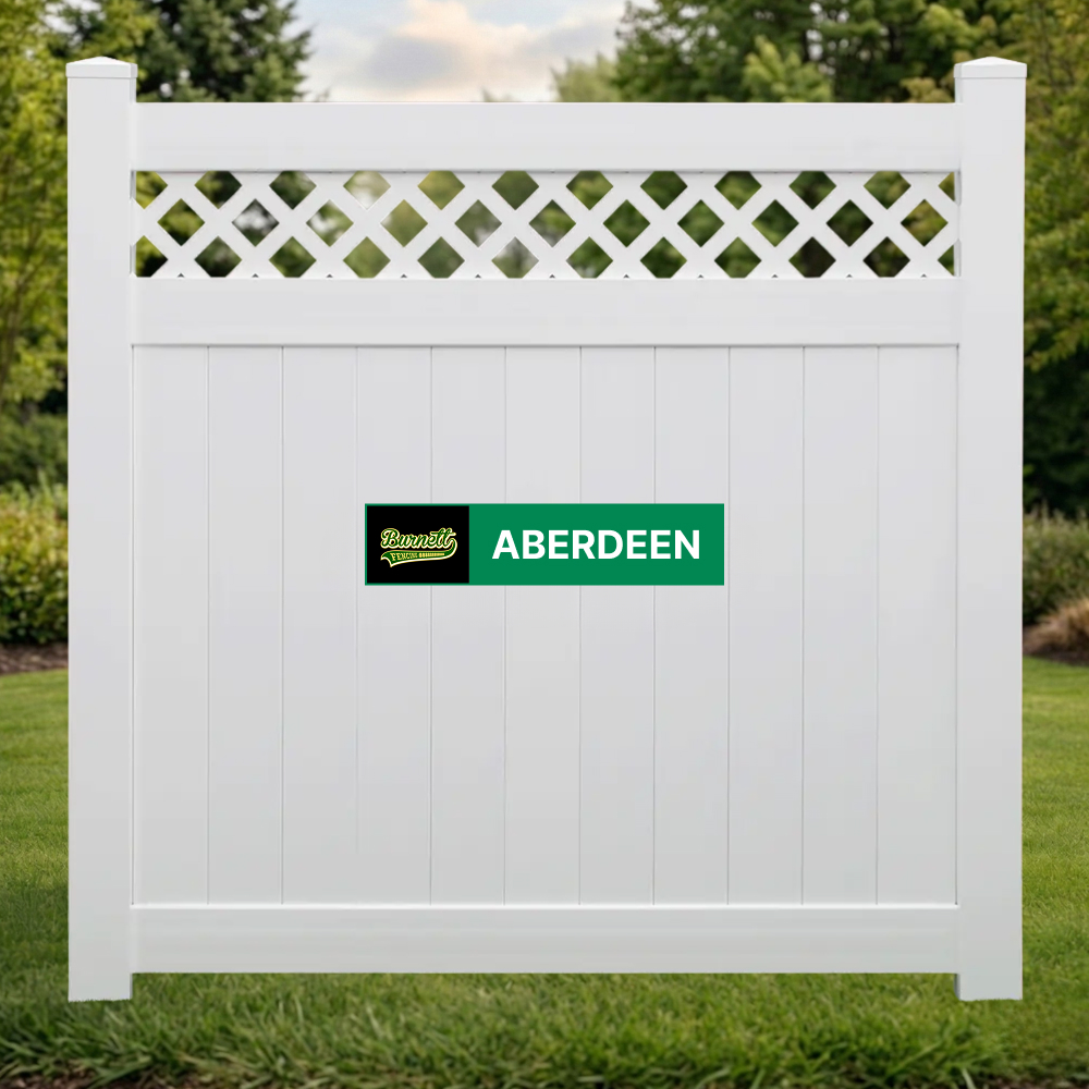 Aberdeen white vinyl privacy fence panel with lattice top