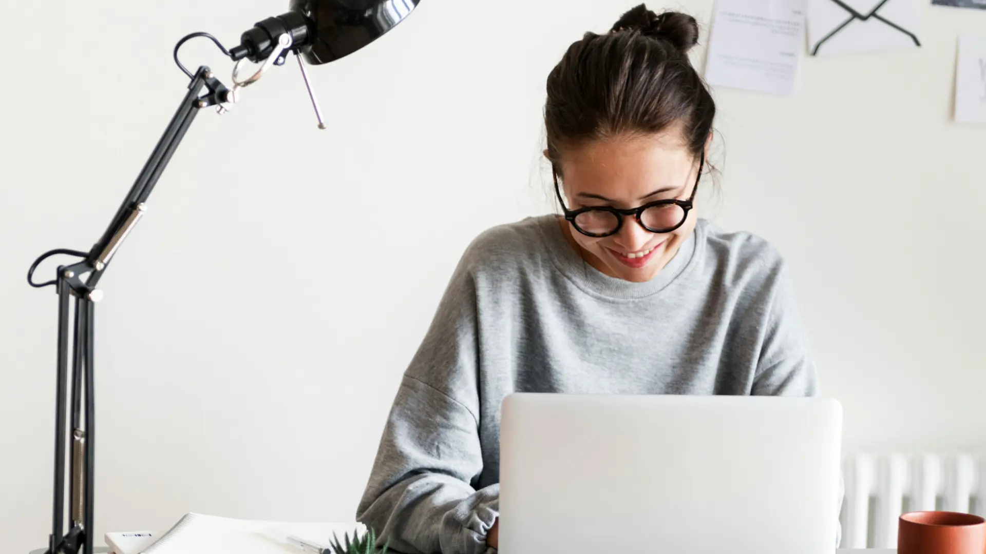 Stay at home mom who is part of a bookkeeping training