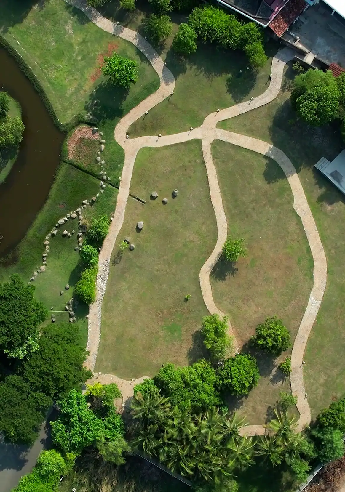 Outdoor wedding lawn decoration