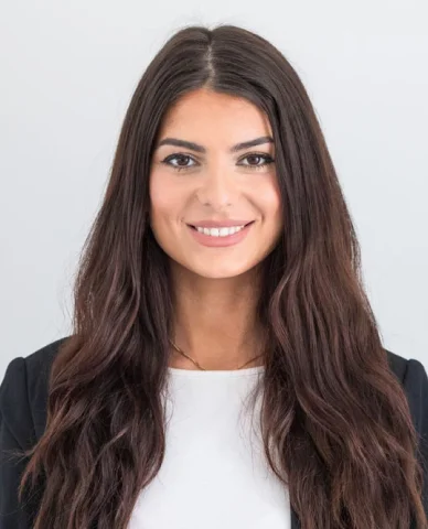 Professional headshot of Fiona Maqi, Consultant in Delivery, Zurich.