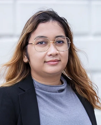 Portrait of Alicia Avianto, Senior Consultant for Delivery and Sales, based in Singapore.