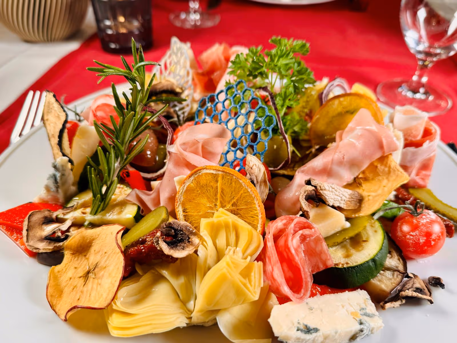 Unique Services - Restaurantly X Webflow template