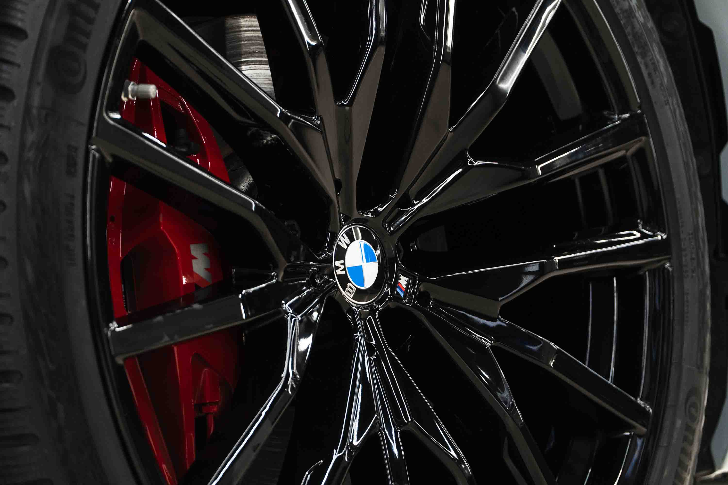 Wheel refurbishment BMW.