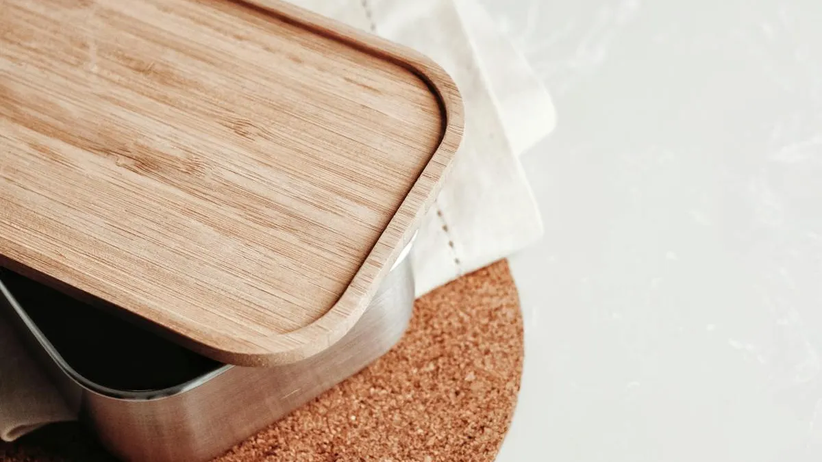 Sustainable reusable food containers used in campus dining programs