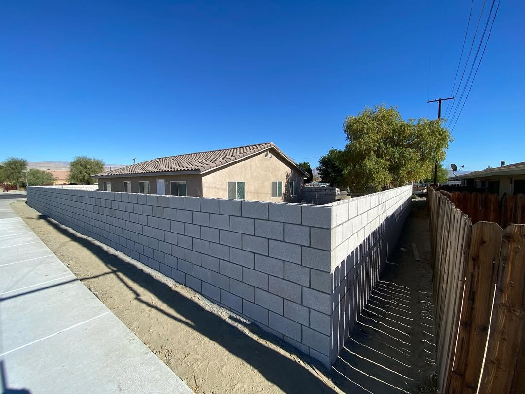 quality fence work image