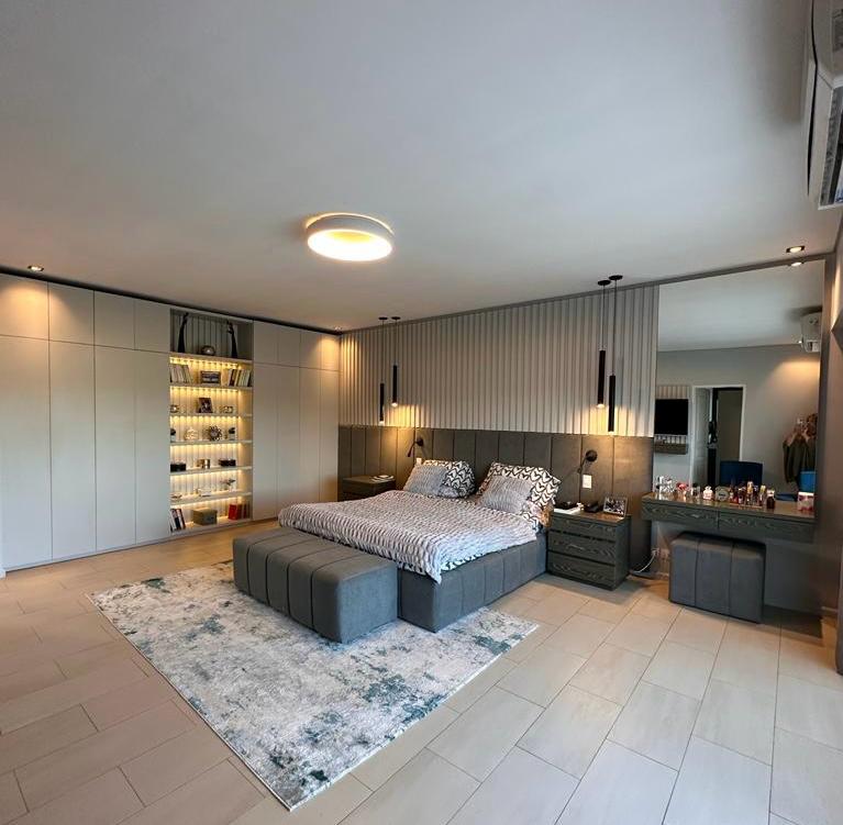 image of interior store decor (for a clothing boutique)