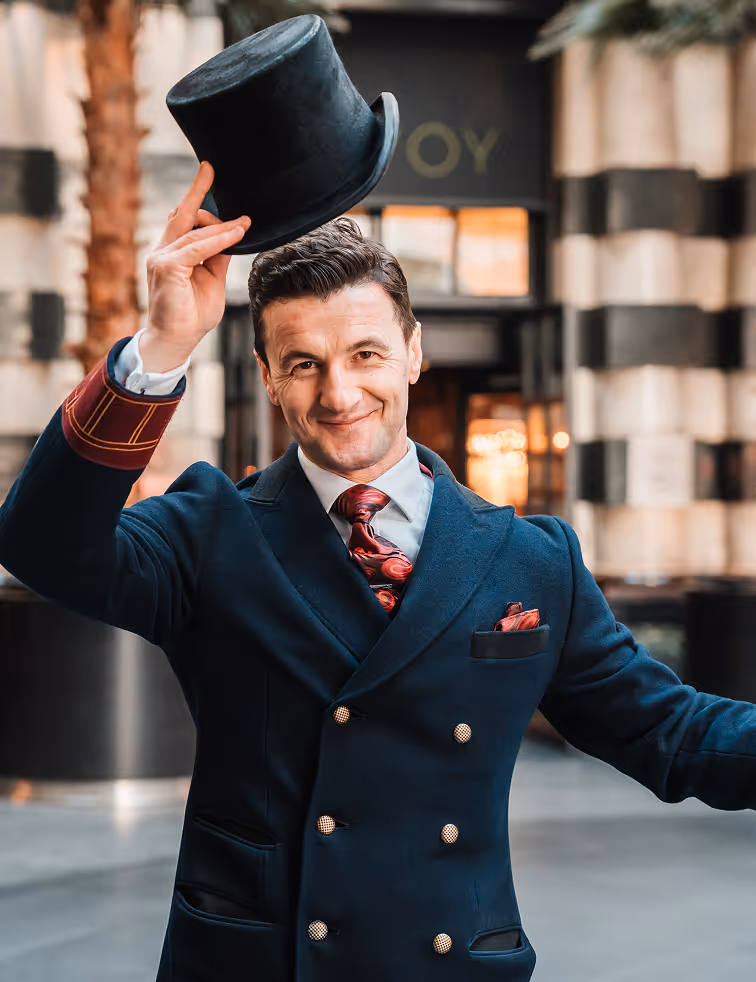 join a close-knit community who support one anotheR