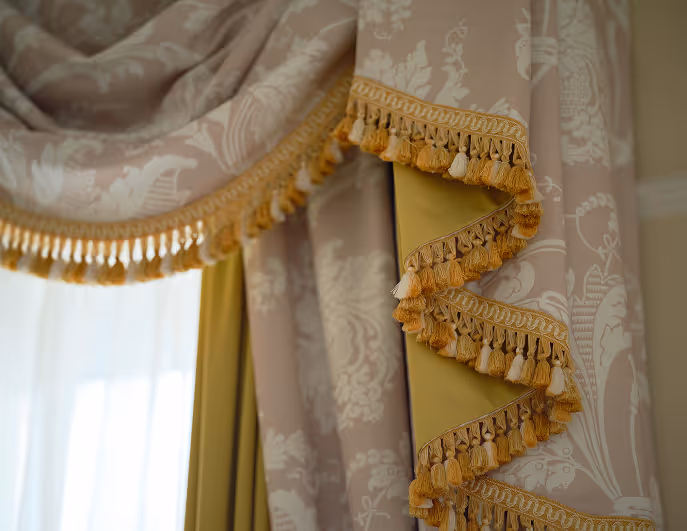 Luxury King Heritage Room 