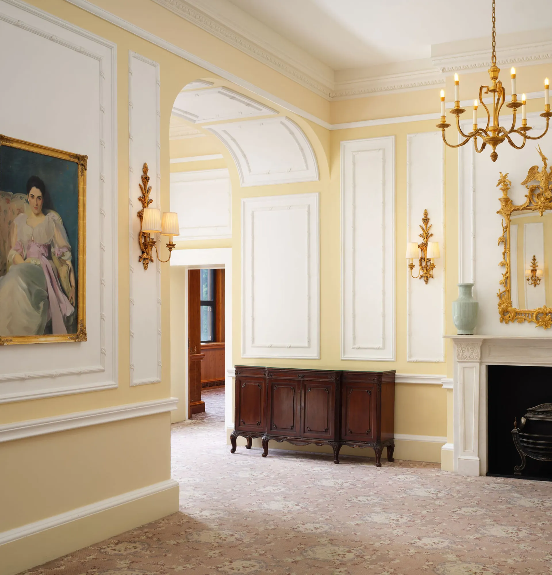 Operatic Elegance 