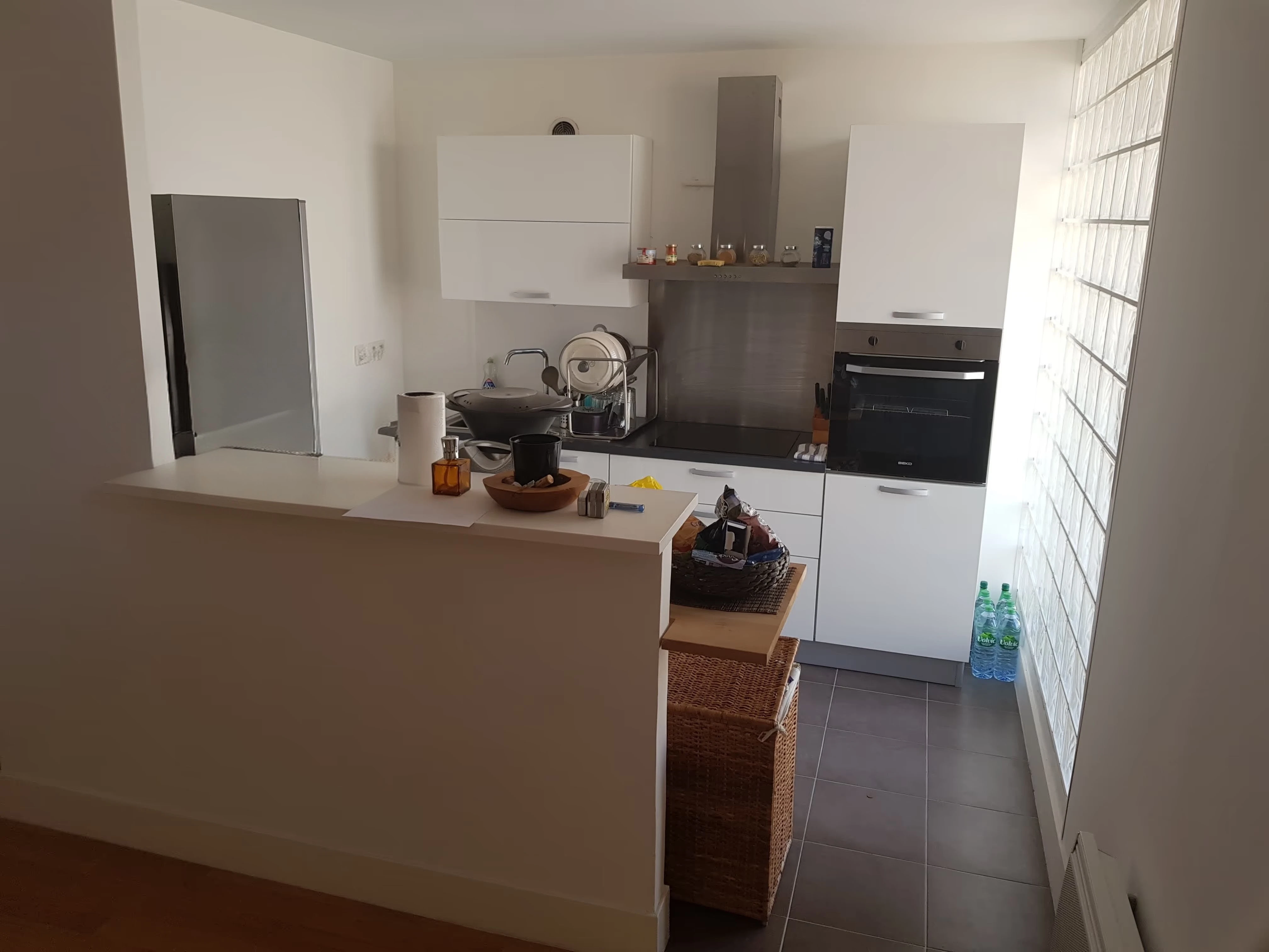 Ancienne cuisine en cours de travaux