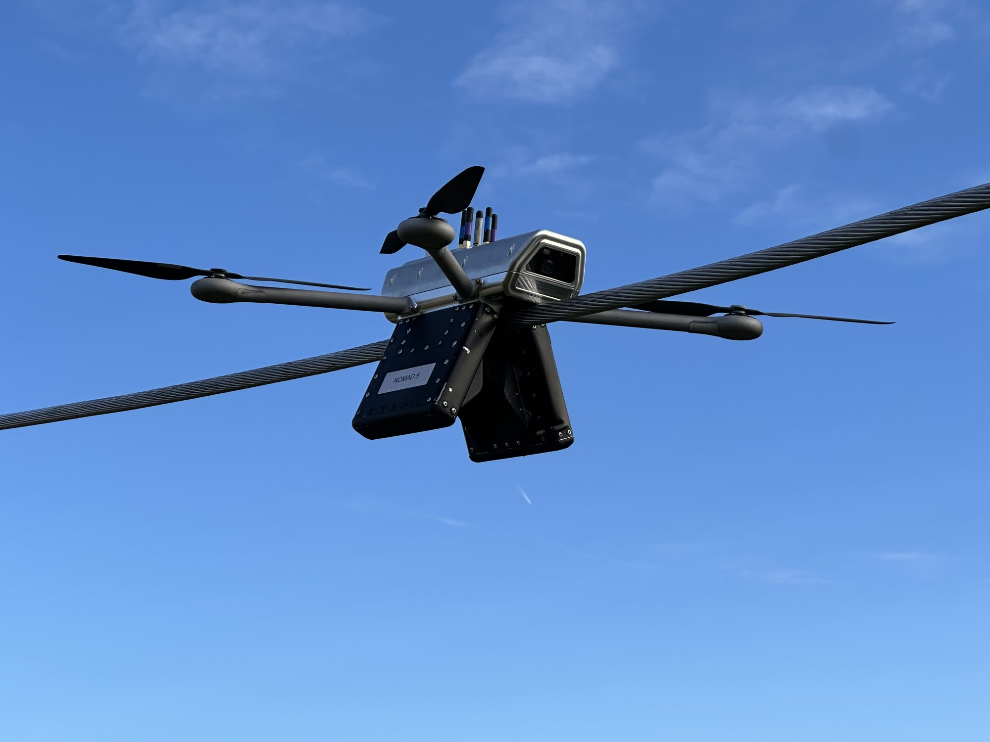 Nomadic on power line