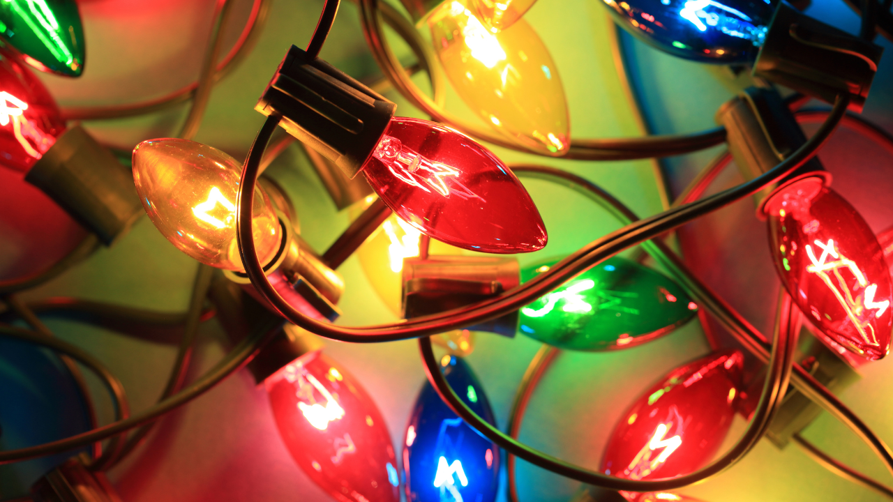 c7 christmas lights vs c9