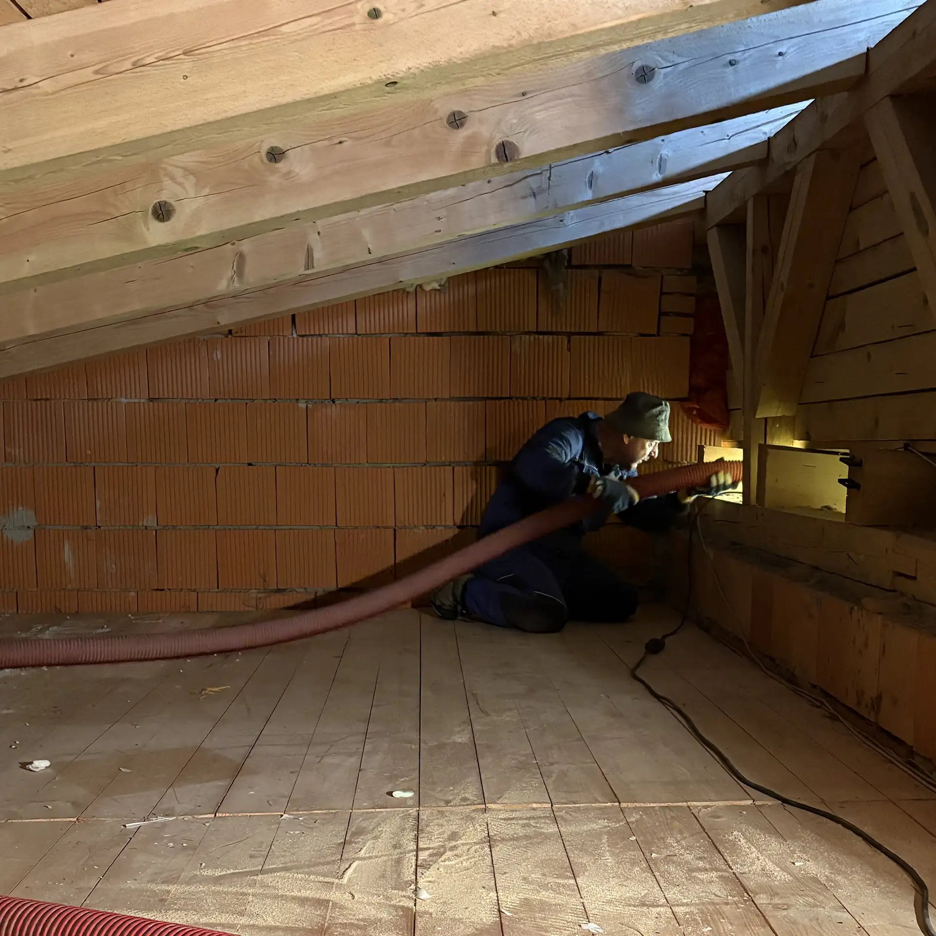 Příprava na izolace materiálem Supafil Loft