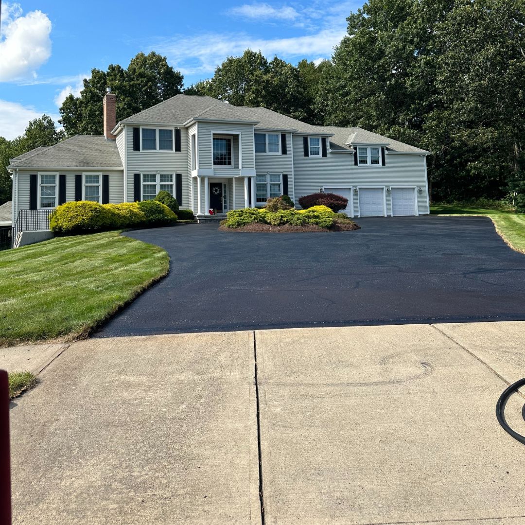 Pro Seal Connecticut Asphalt Sealcoating Driveway Sealing Near Me
