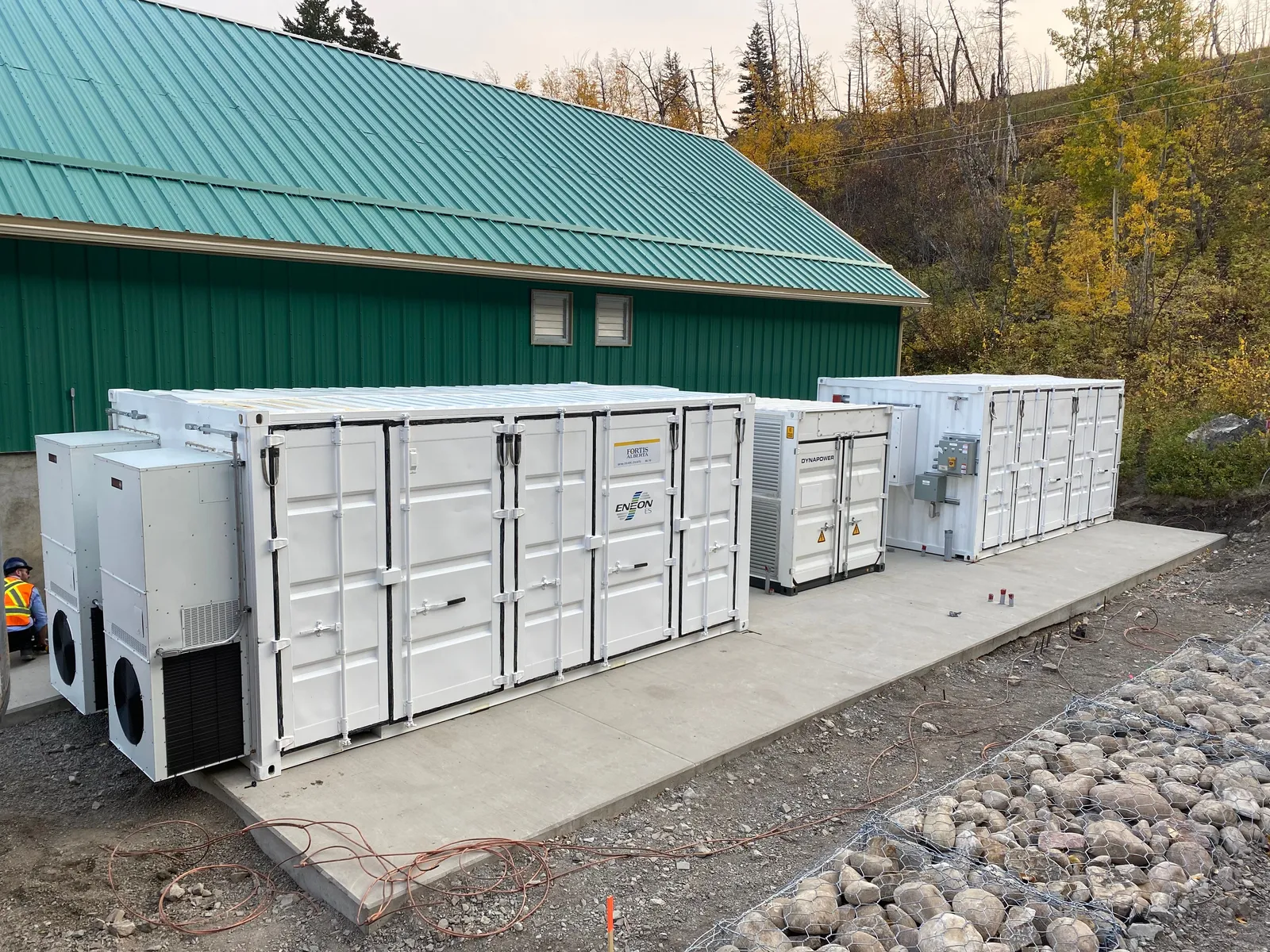 Eneon Boosts Green Power with Battery Storage Solutions