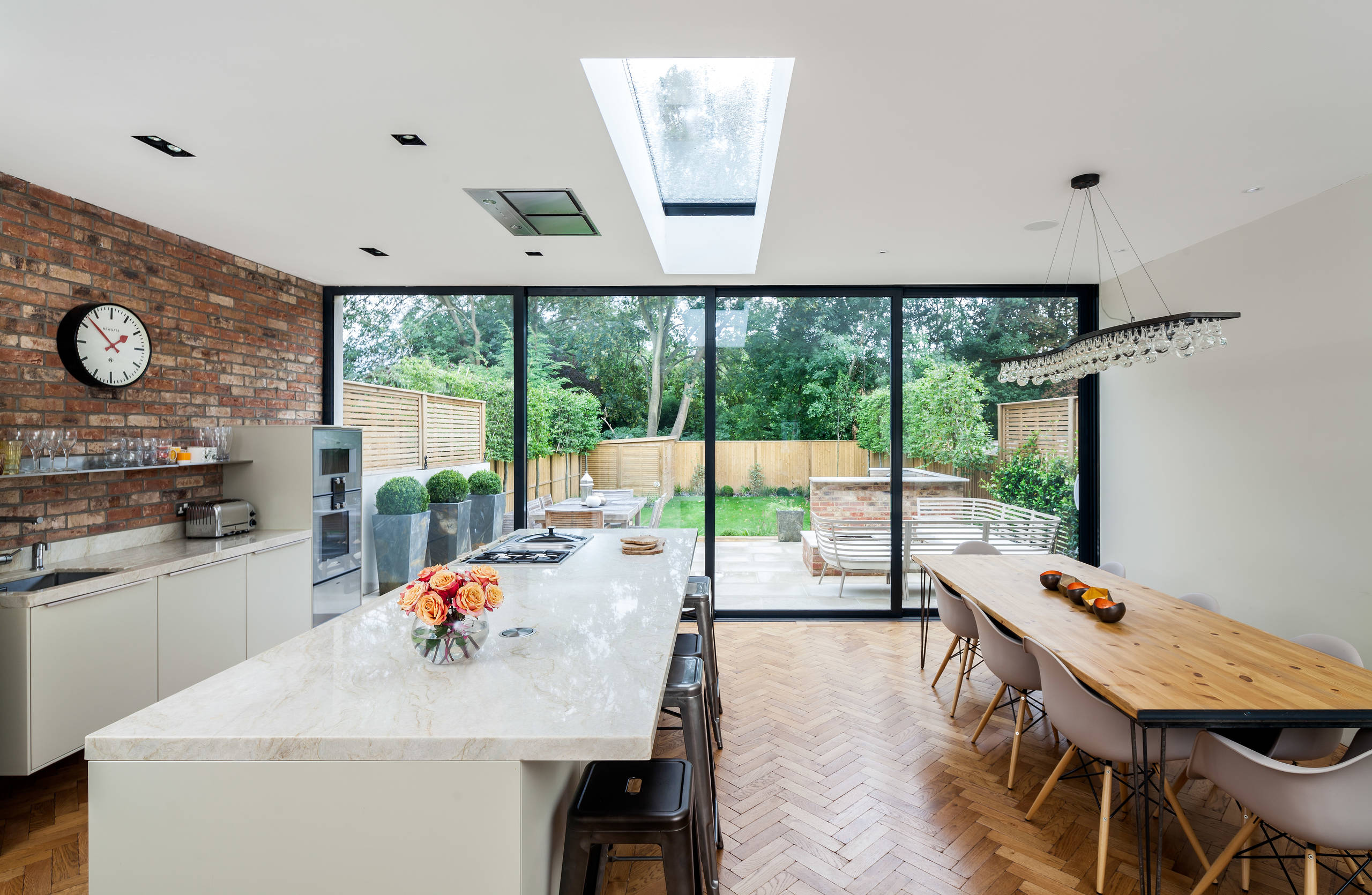 5 Covetable Kitchen Extensions That Work the Indoor/Outdoor ...