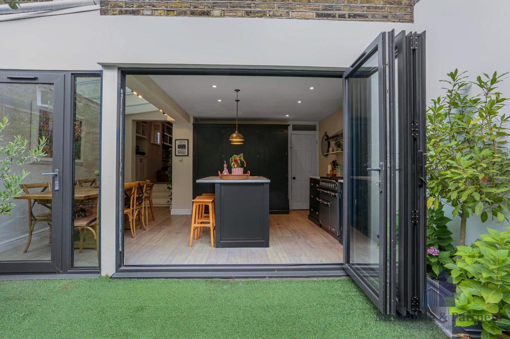 Andalus Road, London, SW9 5 bed terraced house - £5,950 pcm ...