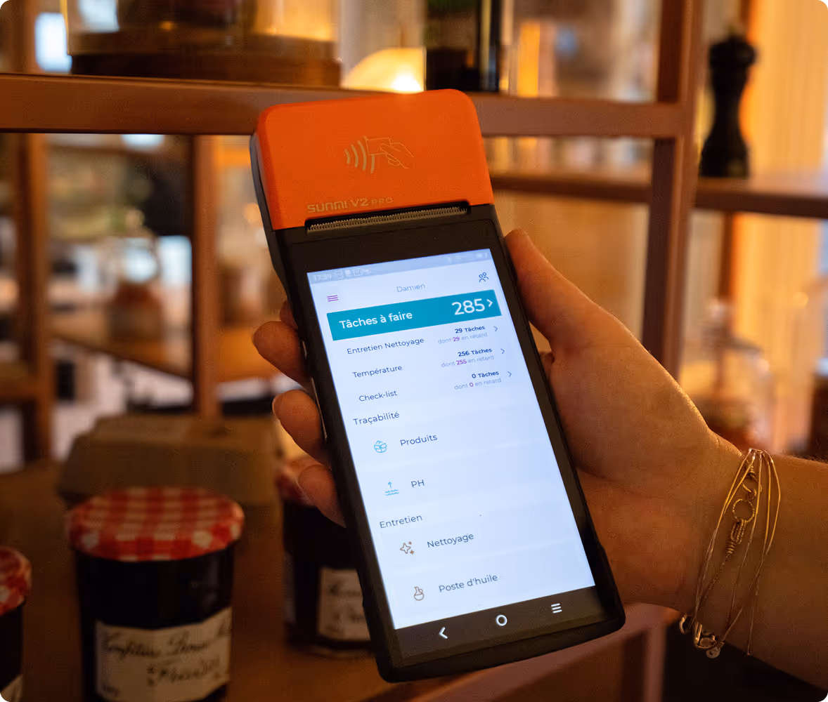 Suivi des tâches HACCP depuis une télécommande de suivi hygiène pour hôtel et chambres d'hôte