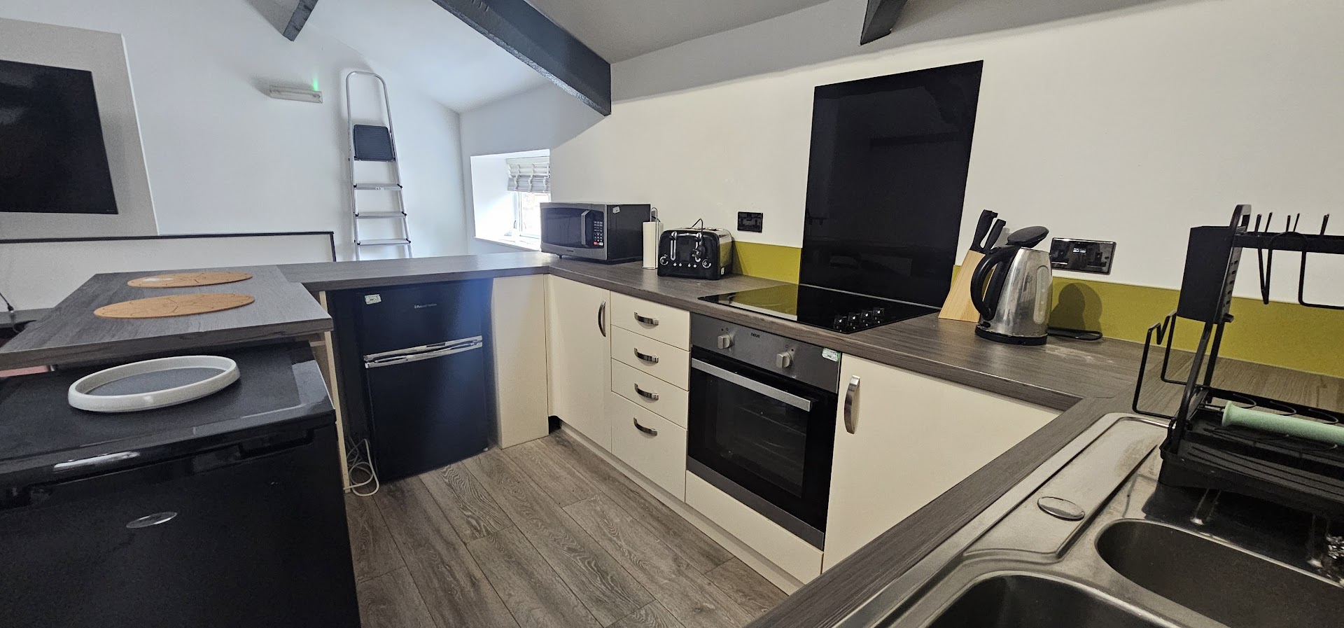 Flat 5 Parliament Court