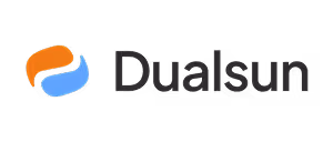 Logo Dualsun avec un symbole stylisé orange et bleu à gauche du texte.