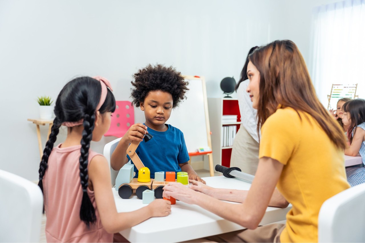 Foto von spielenden Kindern