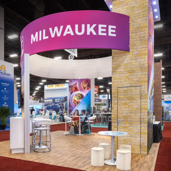 Hybrid trade show booth
