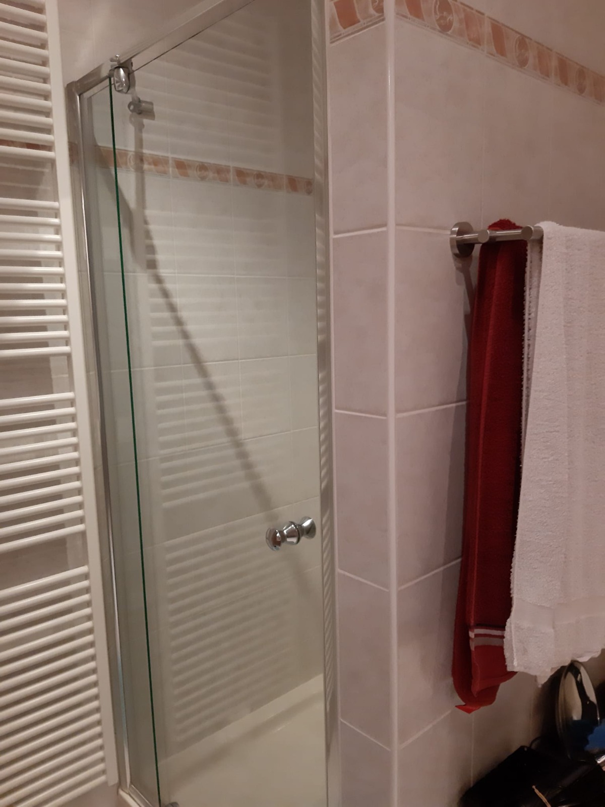 Badkamer voor de renovatie