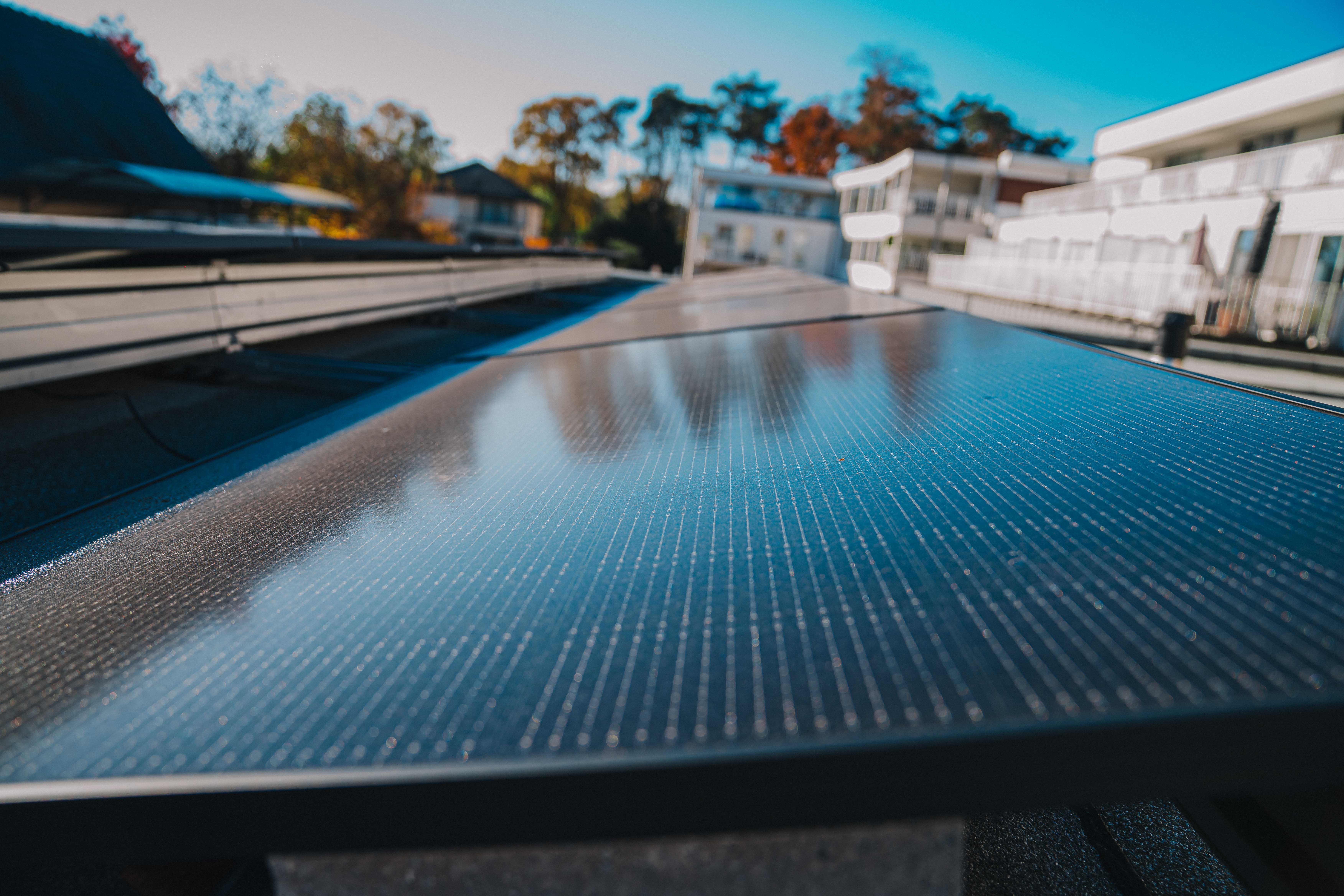 Zonnepanelen: hoe haal je er meer uit zonder extra investering?