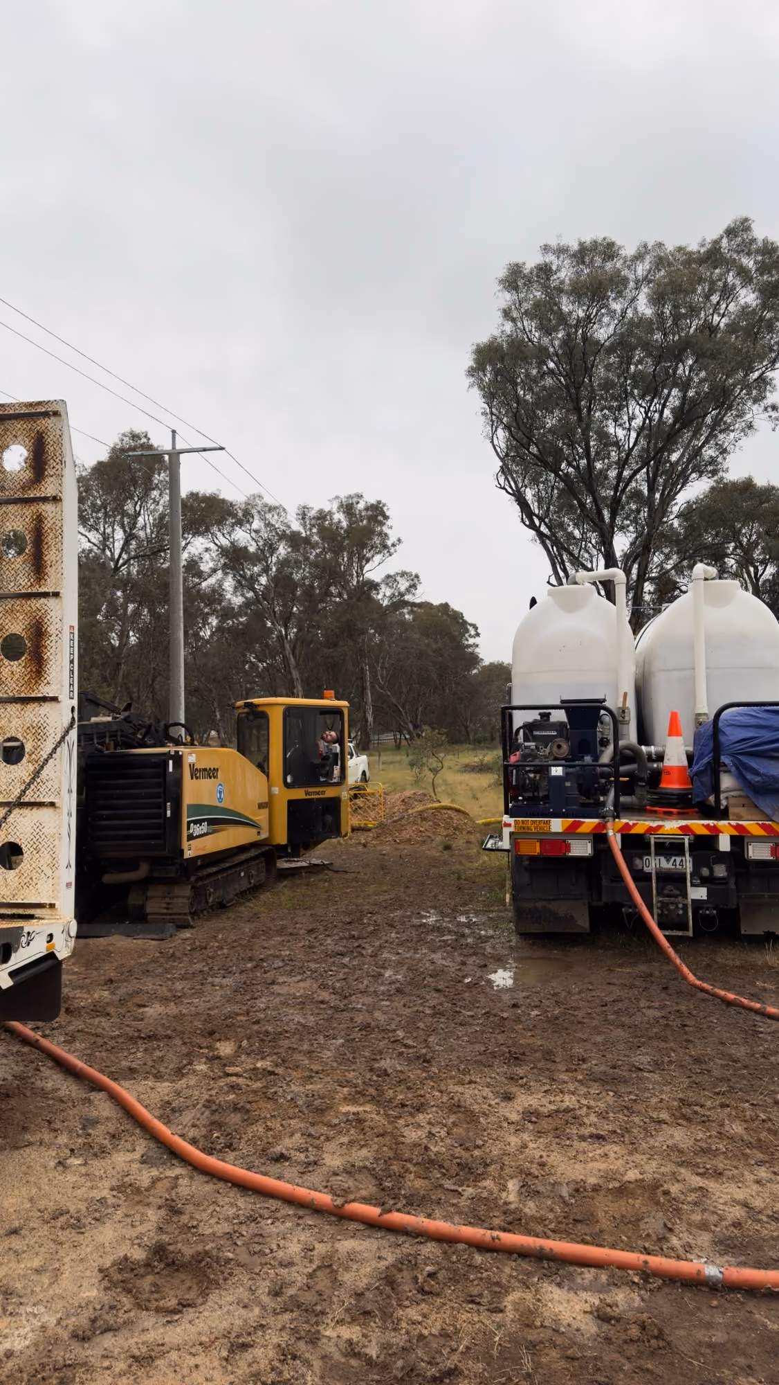 AusConnect horizontal directional drilling crew completing underground infrastructure works.”