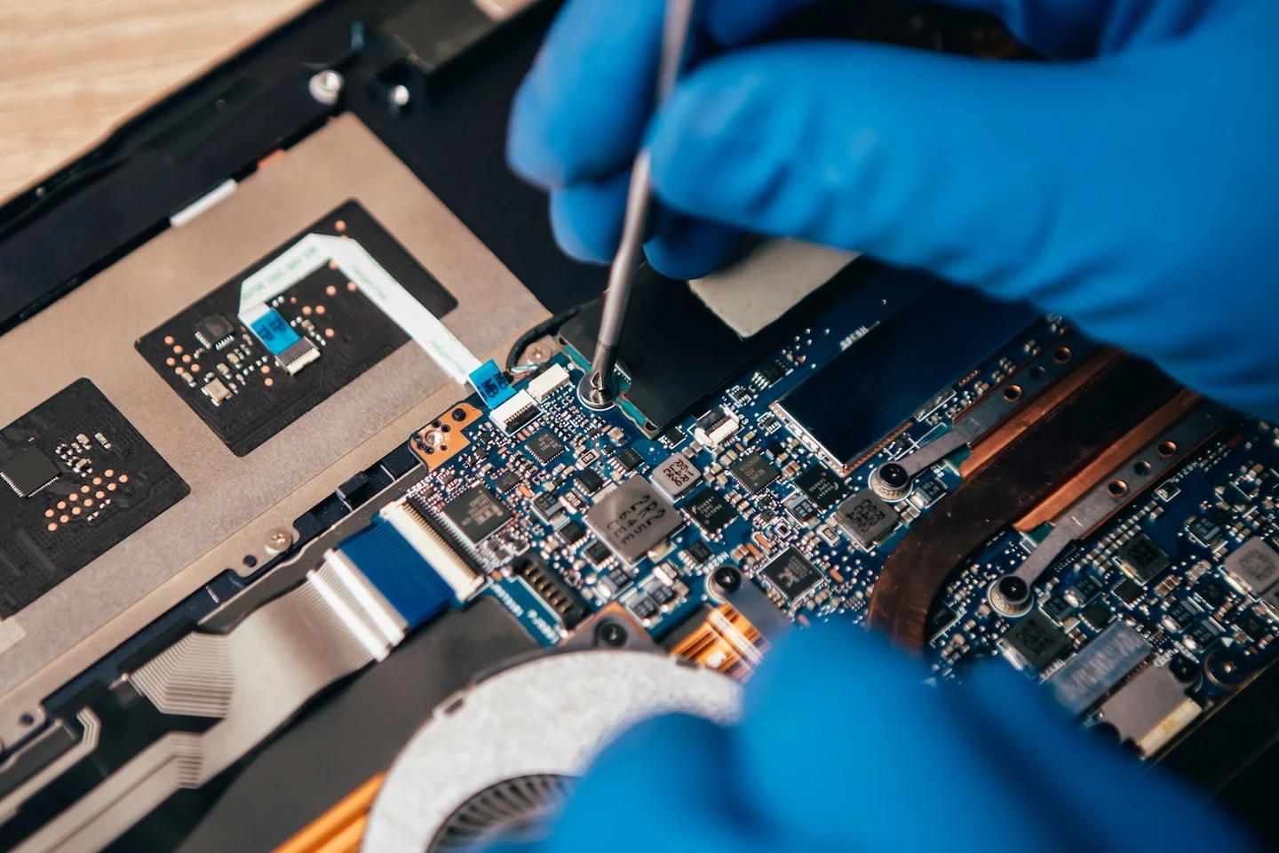 Repair or Replace Your Computer? Cost Guide