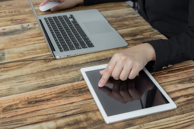 Services de réparation de l'iPad 9 (2021) pour le remplacement de l'écran, les problèmes de batterie, la réparation du port de chargement et les diagnostics de performances par CPR Cell Phone Repair