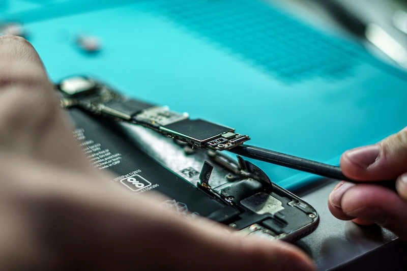 Services de reparation Samsung Galaxy Tab S5e 10.5" pour la reparation d'ecran, le remplacement de batterie, la reparation du port de charge, la reparation de camera et le depannage logiciel par CPR Cell Phone Repair