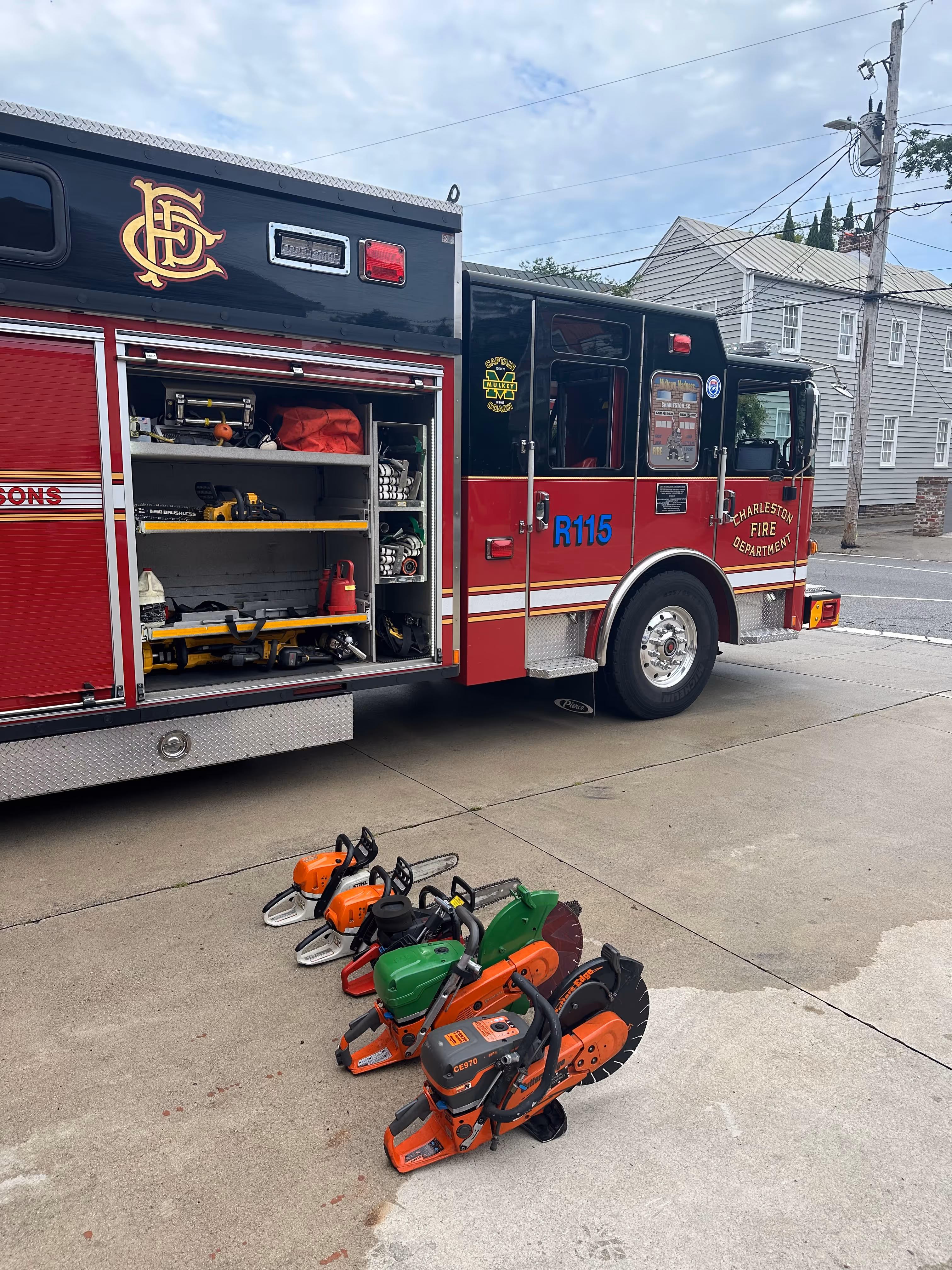Charleston’s firefighters Fire Truck