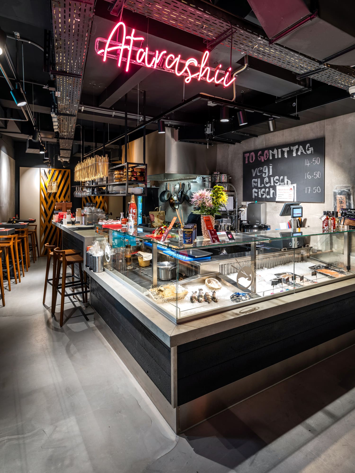 Sushibar Atarashii im LOEB-Warenhaus Bern