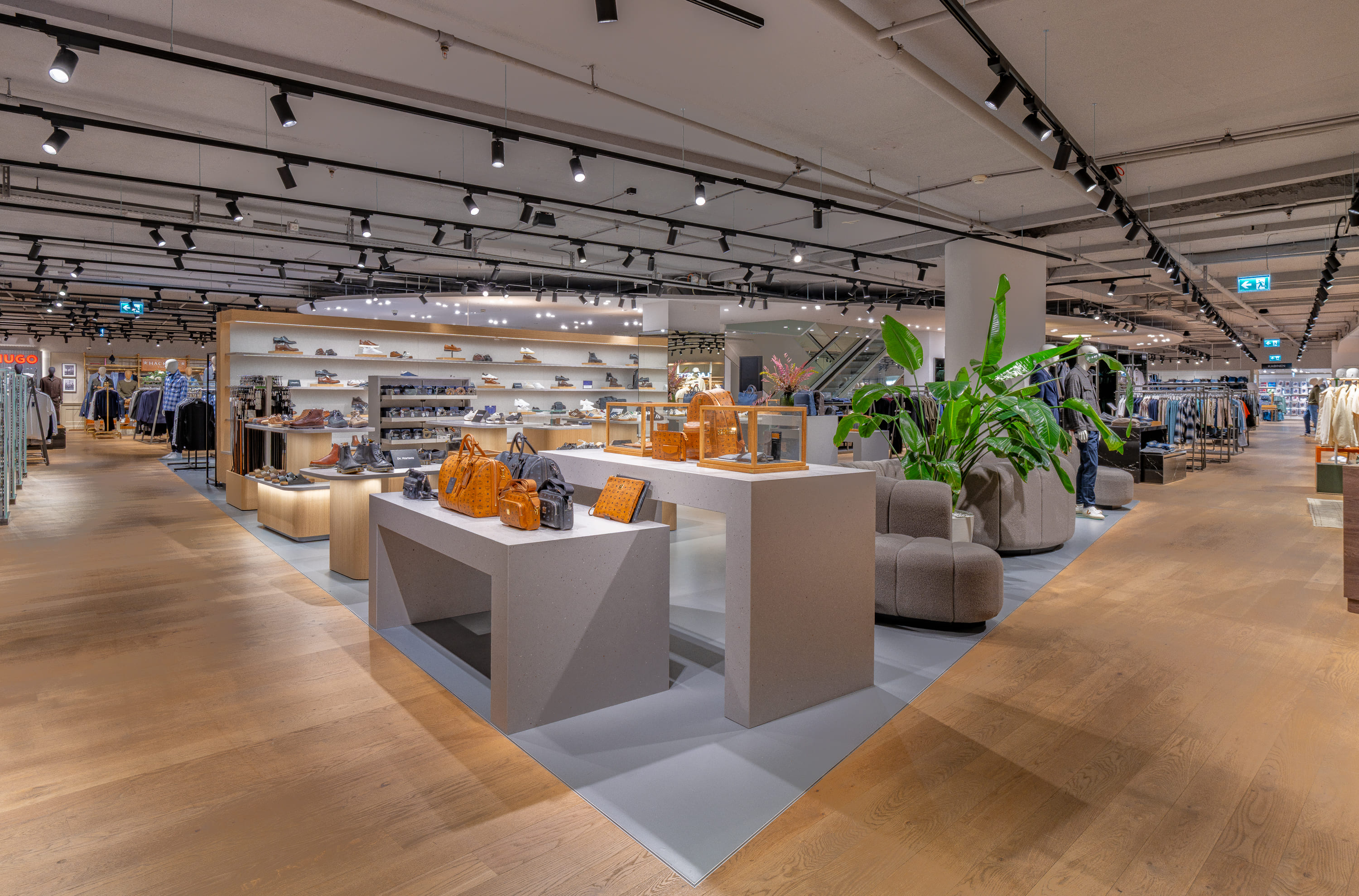 LOEB Warenhäuser Bern, Biel und Thun