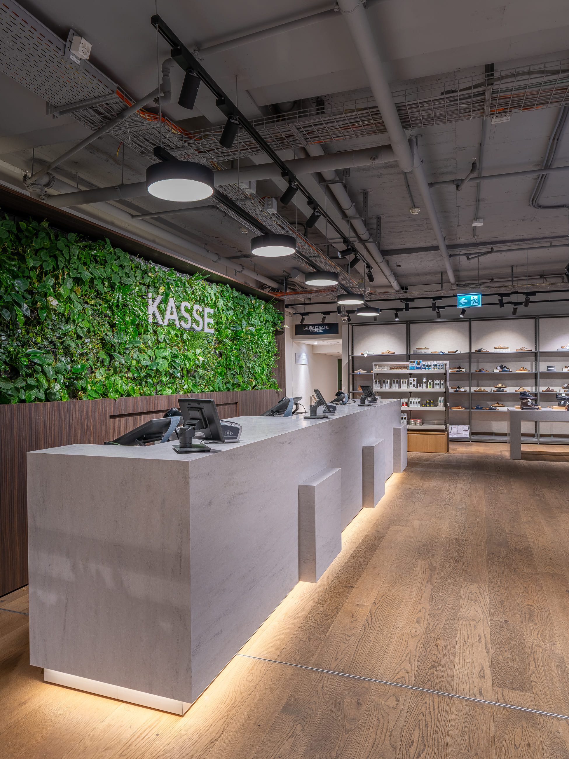 LOEB Warenhäuser Bern, Biel und Thun