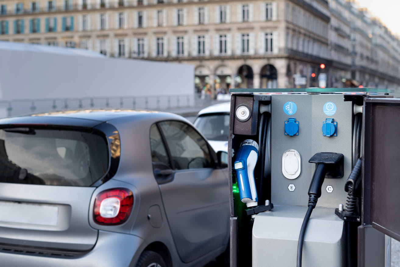 Top EV Charging Infrastructure Challenges Drivers Face in New Jersey