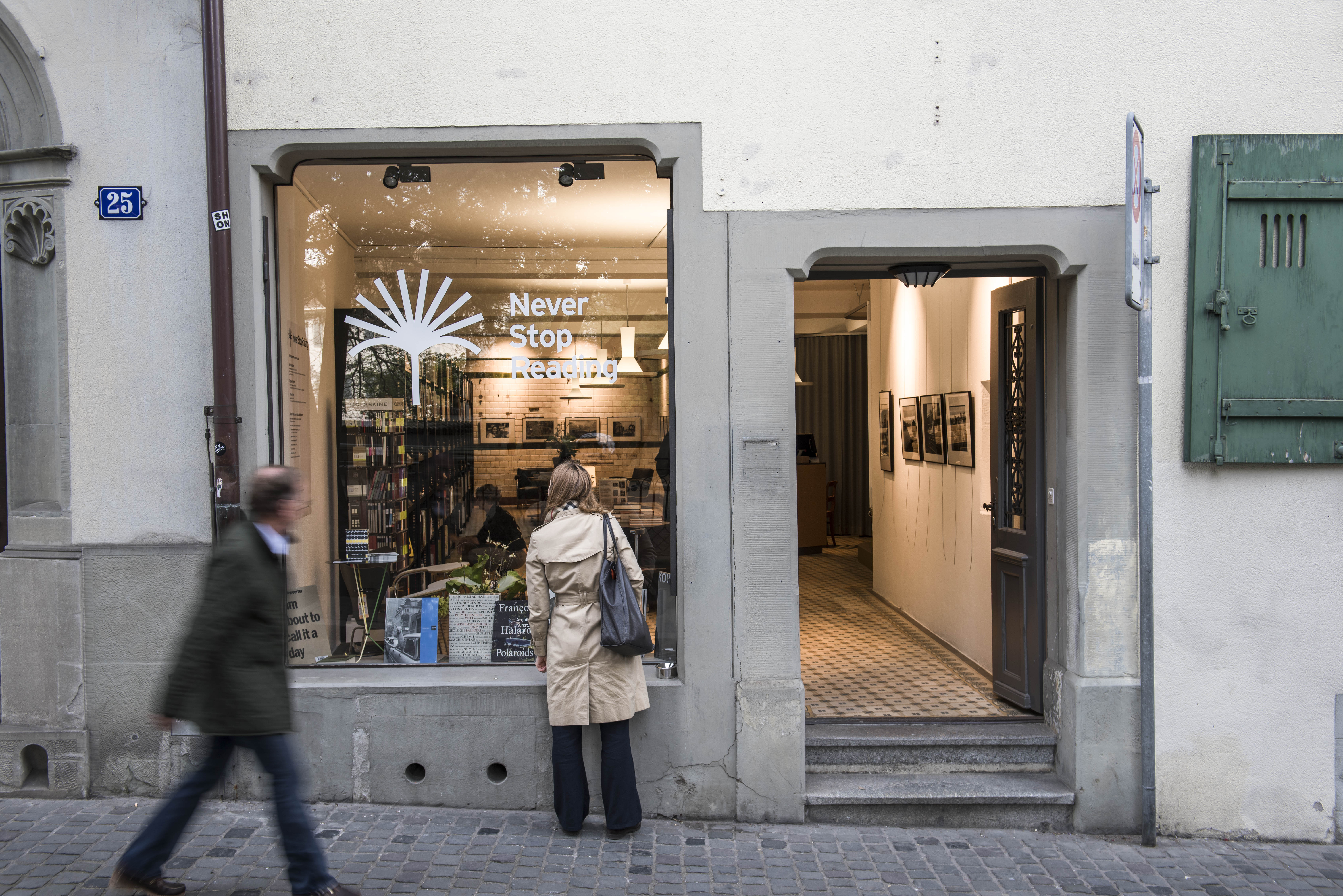 Never Stop Reading Raum 2