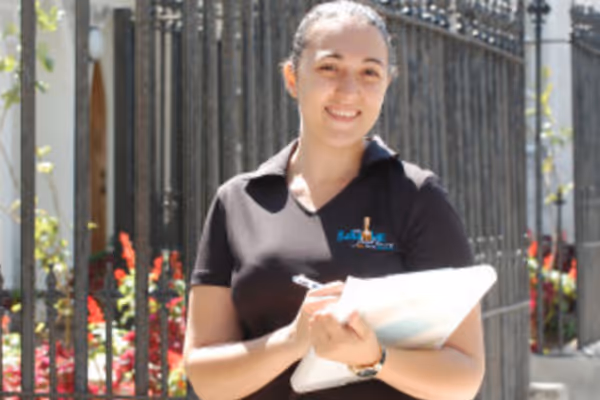 Get to Know Bites of Nassau Tour Guide Alexia