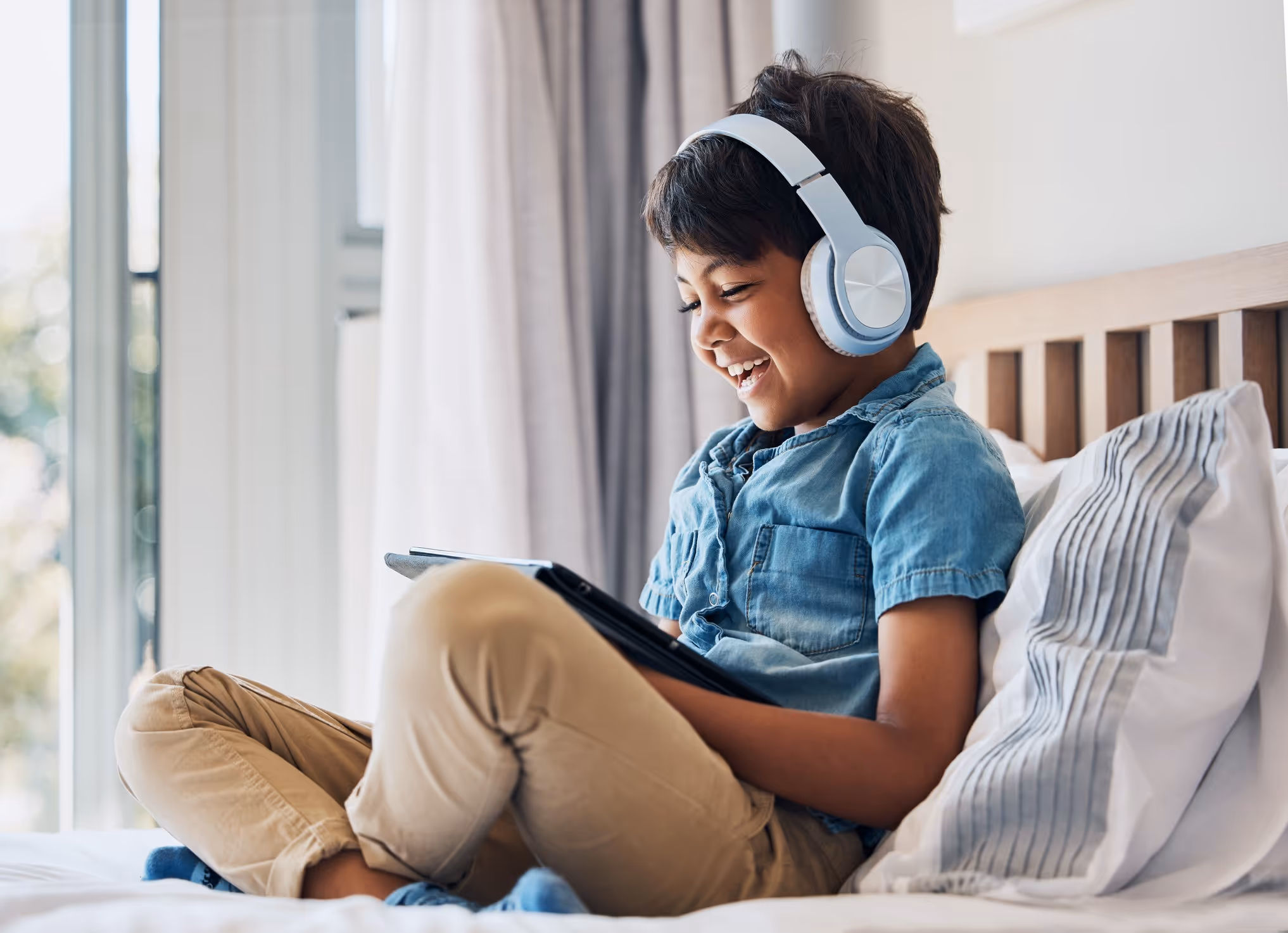 Girl smiling, participating in class during observation for a psychoeducational evaluation