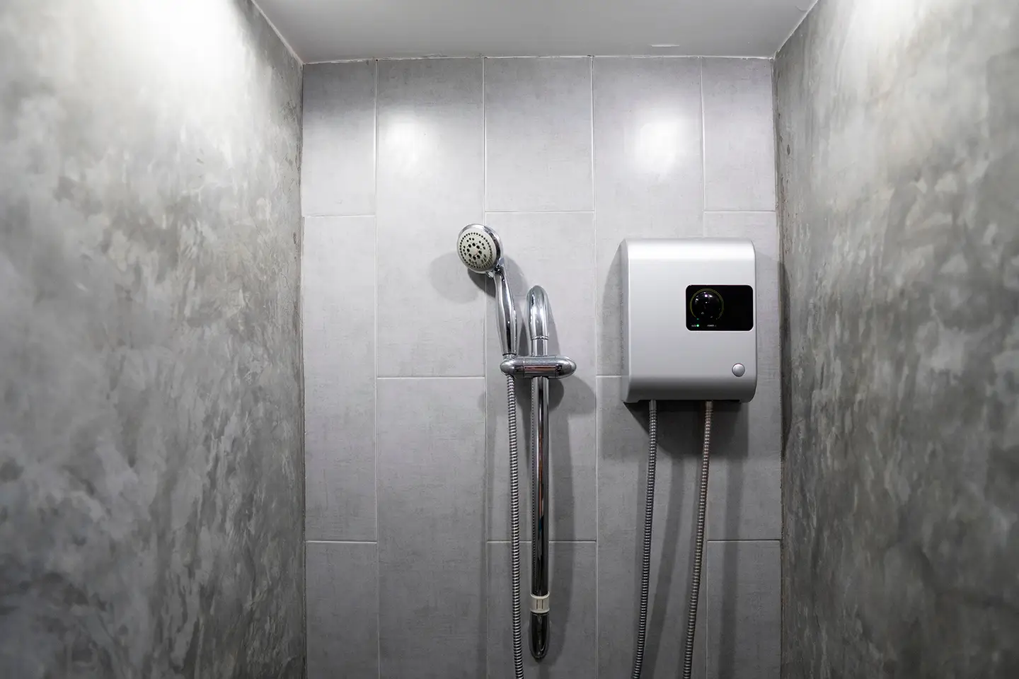 Should I Install a Tankless Water Heater in My Home?