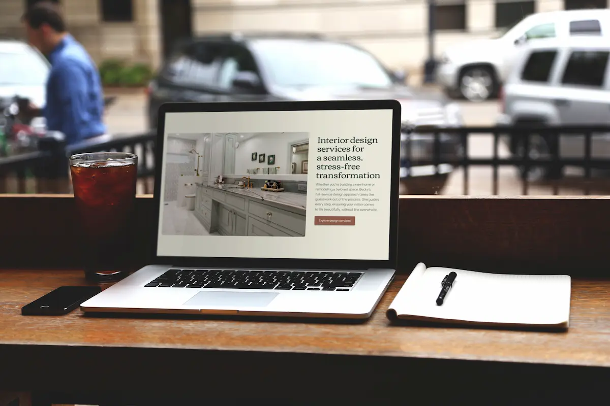 image of an office collaboration scene (for a mobility and transportation)