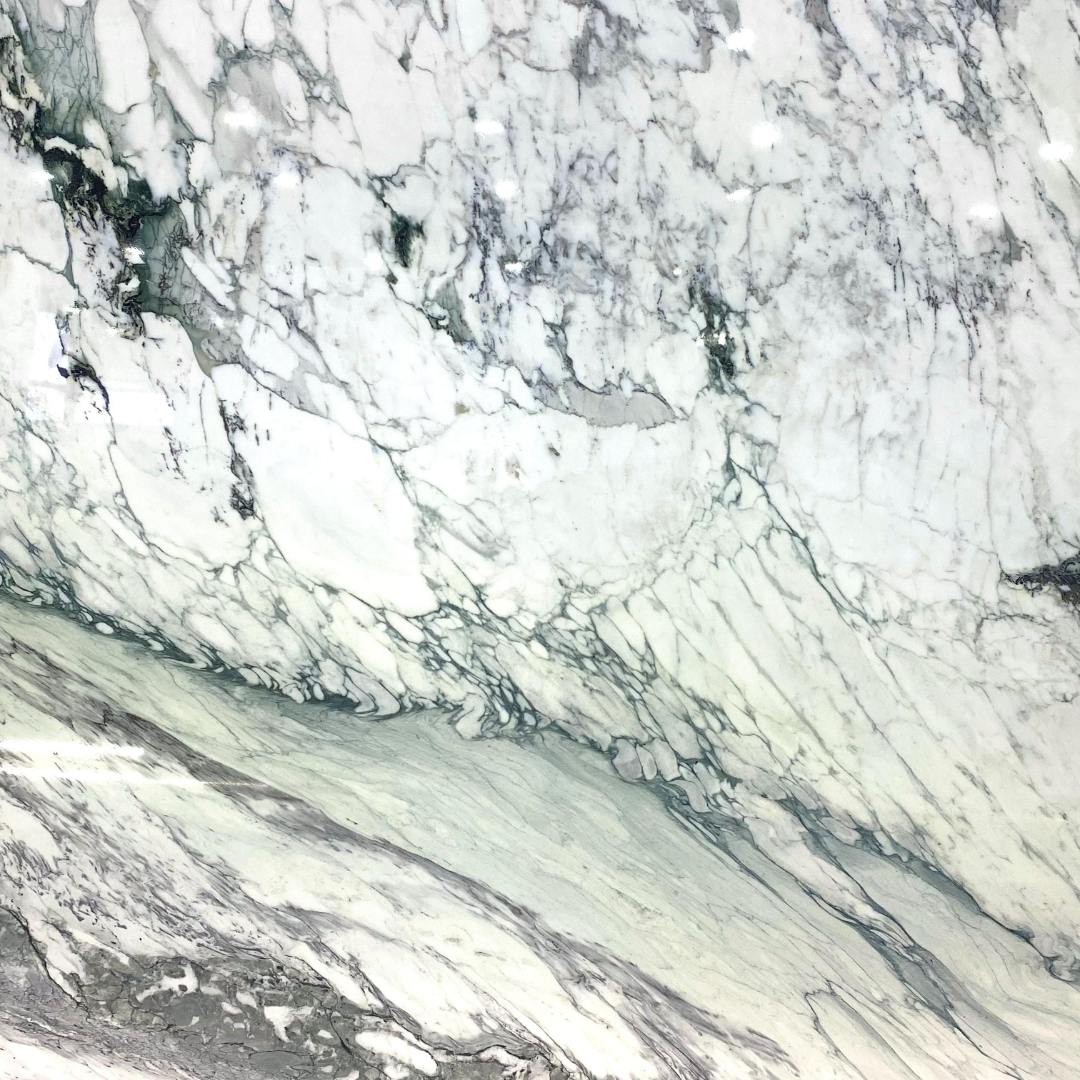 Texture swatch of calacatta monet