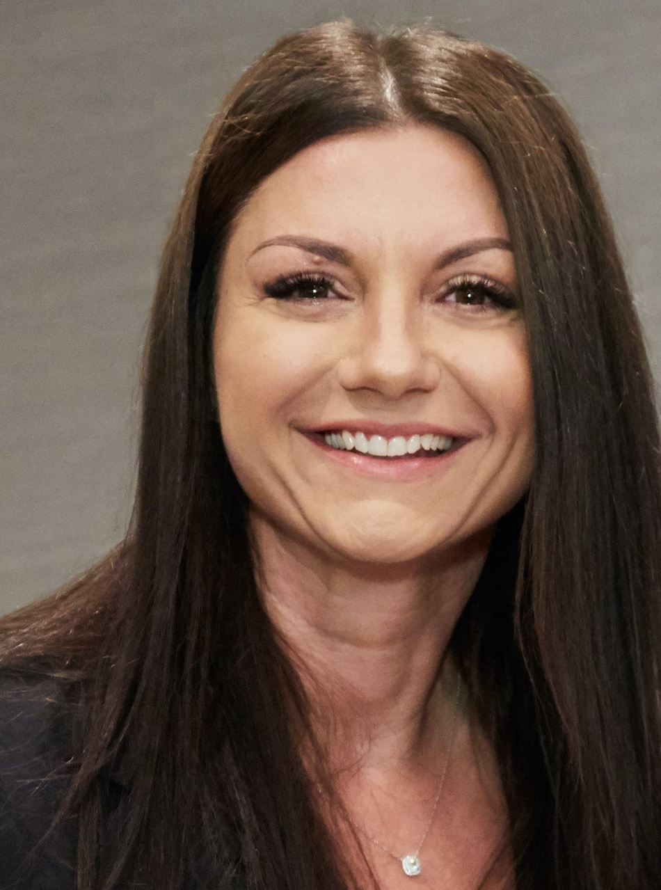 Cydcor, the recognized leader of outsourced face-to-face sales, was named Dealer of the Year by AT&T for their chart-topping sales efforts in 2016, according to Cydcor President Vera Quinn. Cydcor earned the prestigious award as AT&T’s largest and best performing dealer, beating nearly 4,000 other dealers nationwide.