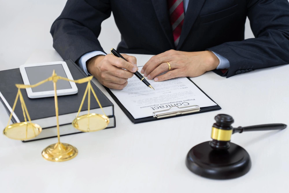 Why Do Defense Attorneys Need Medical Chronologies in Injury Claims?