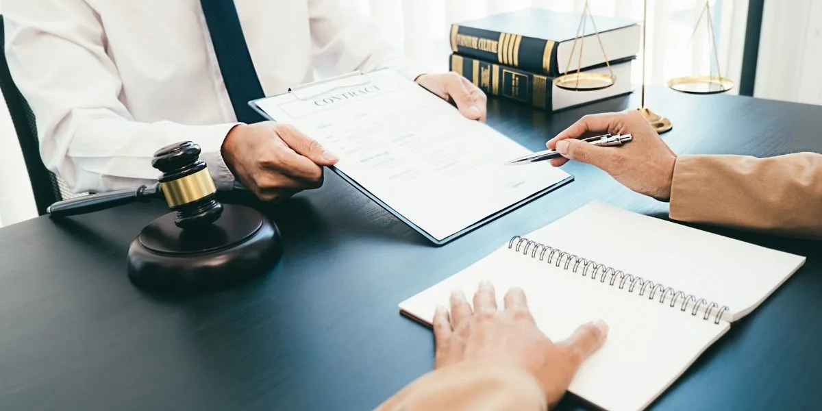 How Medical Chronologies Help Centralized Plaintiff Firms Prepare Cases Faster