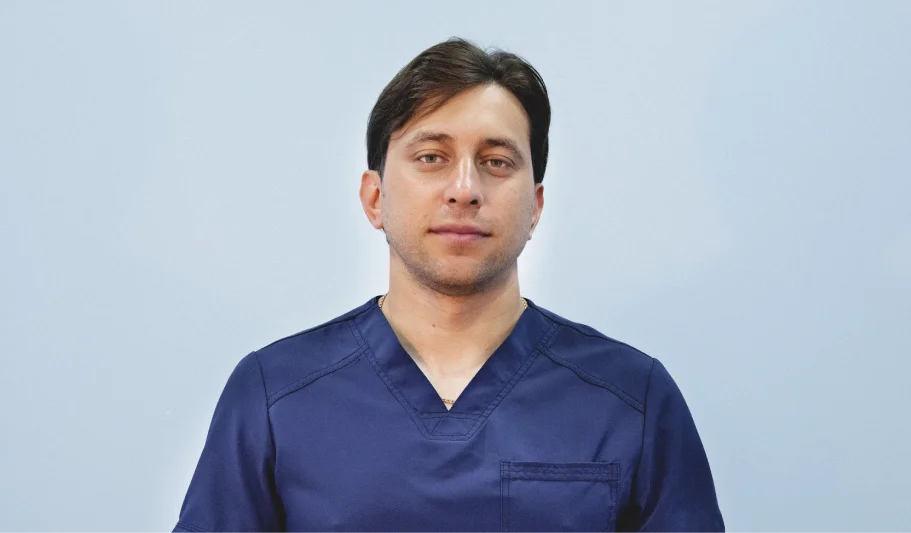 Артур Асатрян