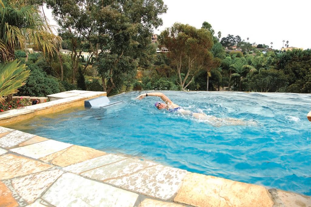 Fastlane im Infinity-Pool: grenzenloses Schwimmen mit Panoramablick