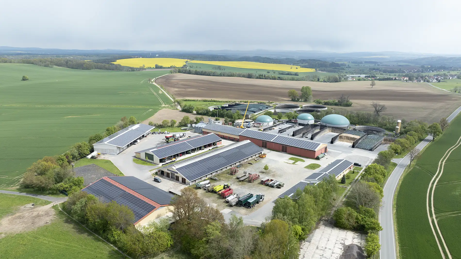 Die Gutsverwaltung Schönfelder Hochland aus der Vogelperspektive