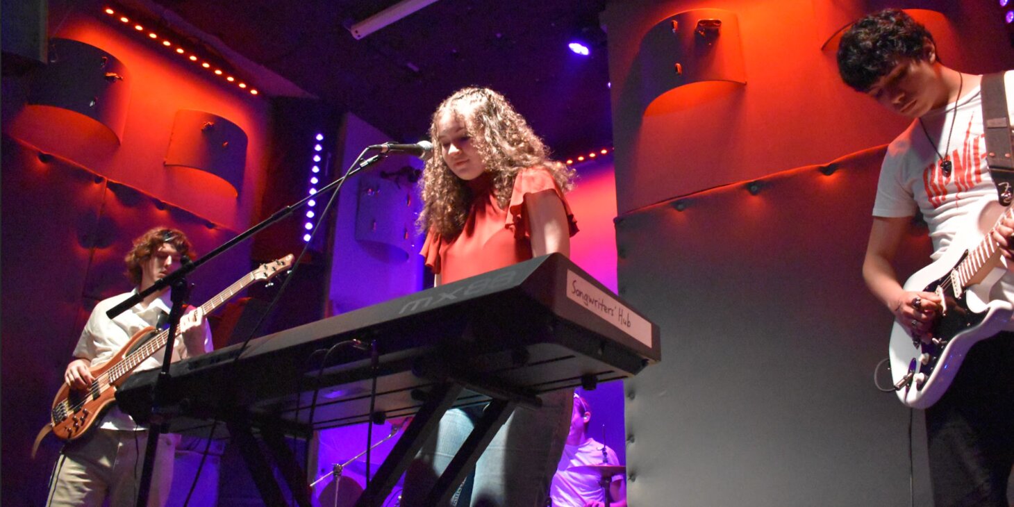 Olivia Ray w/ Lobotomy Group, LLC